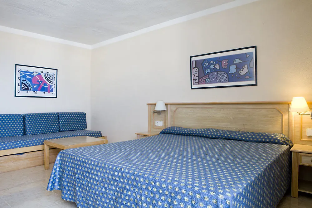 Hotell Apartamentos Paradise Beach (Adults Only) Portinatx