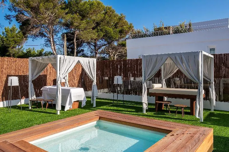 Apartamentos Paradise Beach (Adults Only) Portinatx Spain