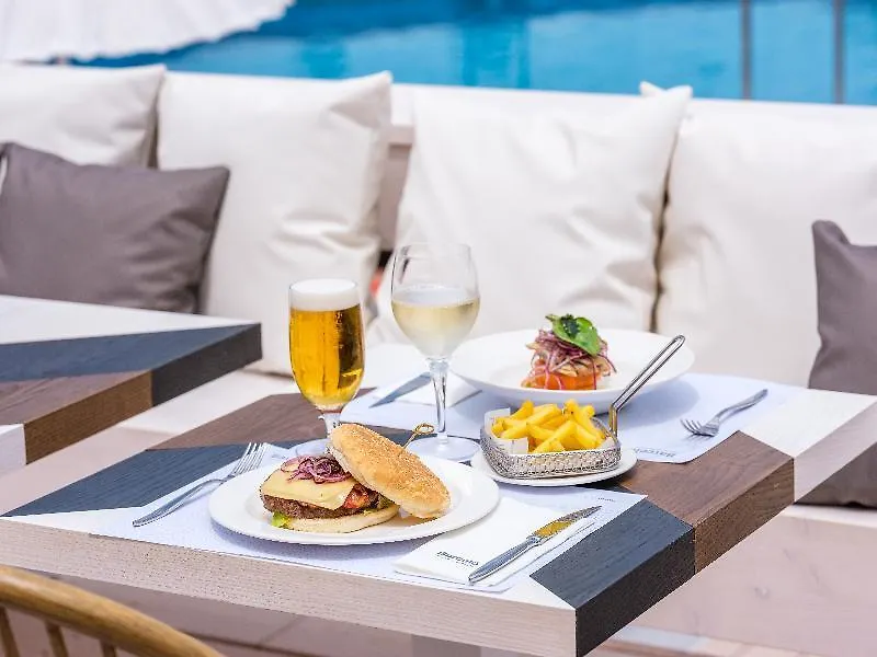 Apartamentos Paradise Beach (Adults Only) Portinatx
