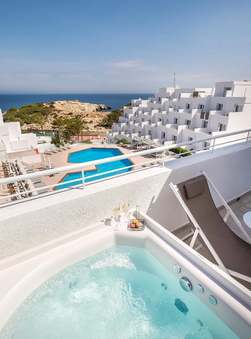 Hotell Apartamentos Paradise Beach (Adults Only) Portinatx