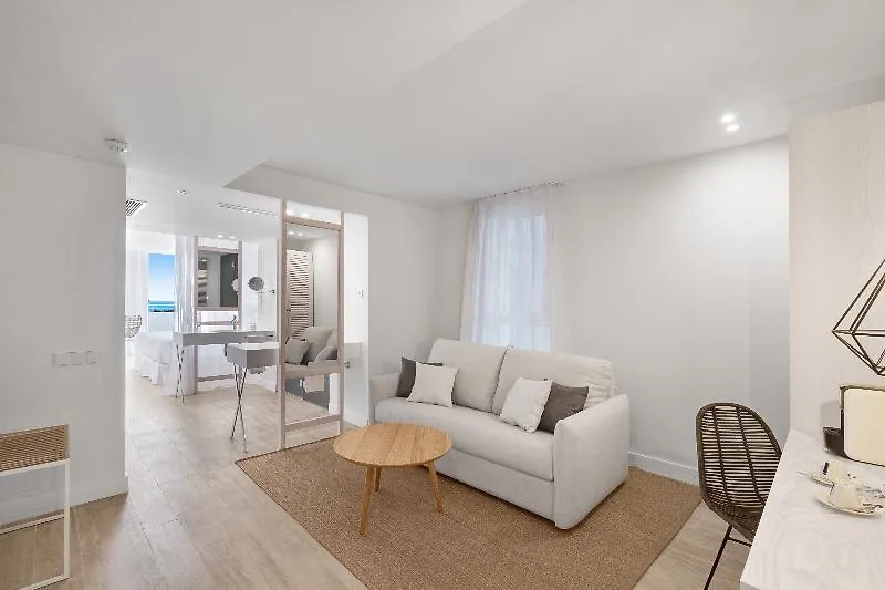 Apartamentos Paradise Beach (Adults Only) Portinatx Hotel
